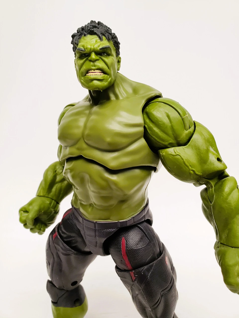 Hasbro Marvel Legends Hulk (Age Of Ultron Wave) Action Figure (no Package) 4 Hasbro Marvel Legends Hulk (Age Of Ultron Wave) Action Figure (no Package) - Image 2
