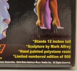 Mark Alfrey Studio Pam Grier As Foxy Brown 12" Statue -Deals Amok Time Store 20230622 150927 87578.1687462671