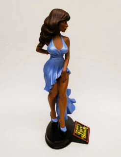 Mark Alfrey Studio Pam Grier As Foxy Brown 12" Statue -Deals Amok Time Store 20230622 151106 97209.1687462671
