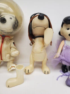 Peanuts (1966) Snoopy And Lucy Lot -Deals Amok Time Store 20230729 143706 04551.1690657169