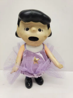 Peanuts (1966) Snoopy And Lucy Lot -Deals Amok Time Store 20230729 143934 49106.1690657149