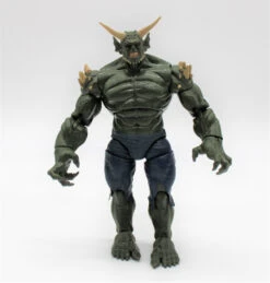 Hasbro Marvel Legends Ultimate Green Goblin BAF