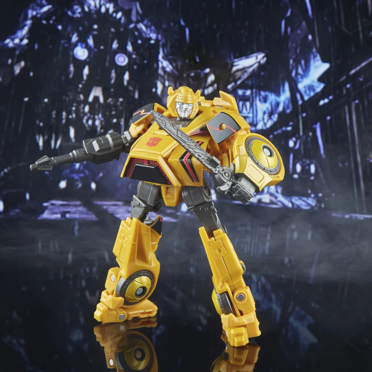 Hasbro Transformers: War For Cybertron Studio Series Gamer Edition Bumblebee Action Figure 6 Hasbro Transformers: War For Cybertron Studio Series Gamer Edition Bumblebee Action Figure - Image 4